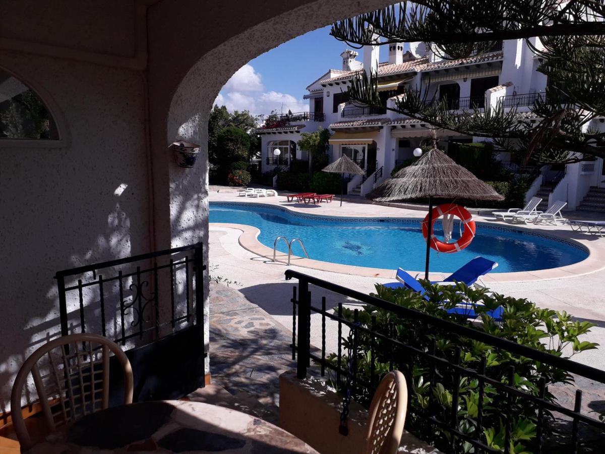 Casa Billarose - Lovely House Overlooking Pool & Walking Distance To The Beach And Restaurants Cabo Roig Kültér fotó